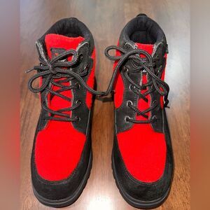 SPORTO POLARTEC SUEDE & FLEECE ANKLE BOOTS WOMEN SIZE 7.5 M BLACK & RED LACE UP